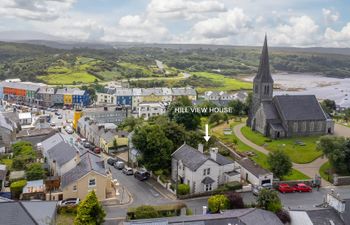 Hill House Clifden Holiday Home