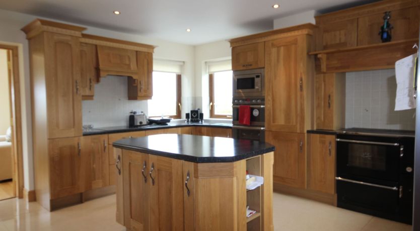 Photo of King's House