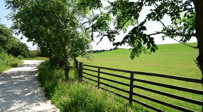 Photo of 1 Bed in Abbotsham