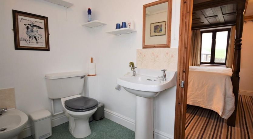 Photo of 1 Bed in Abbotsham