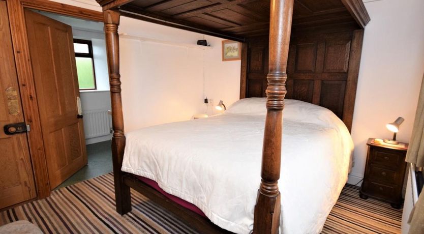 Photo of 1 Bed in Abbotsham