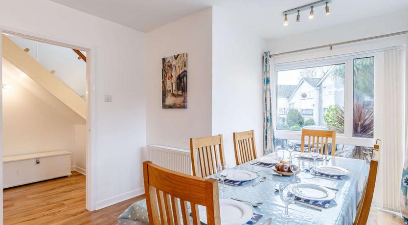 Photo of 3 Bed in Torquay