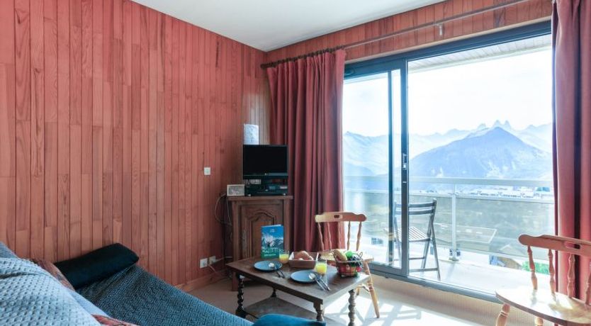 Photo of Simiane Apartment 2