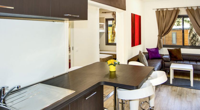 Photo of Deluxe Holiday Home 2