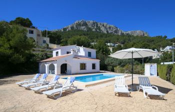 Mariclara Holiday Home