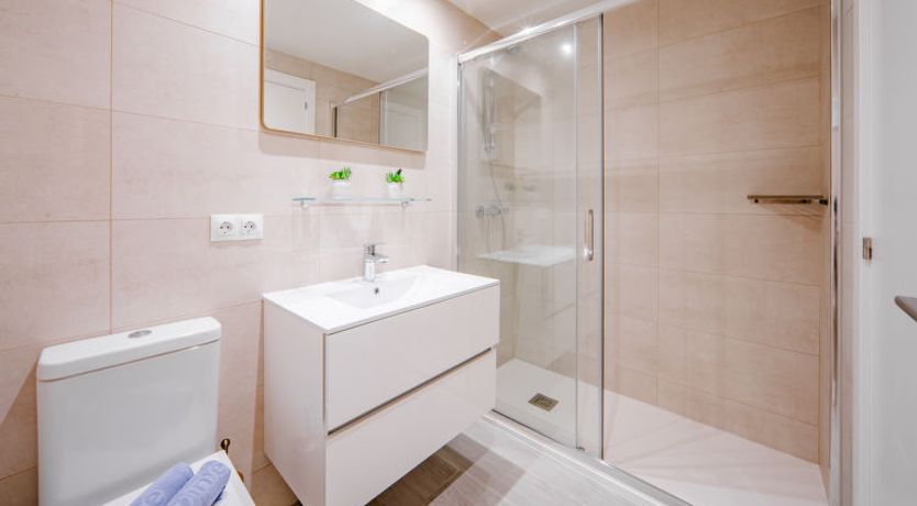 Photo of Marina Real III Apartment 5