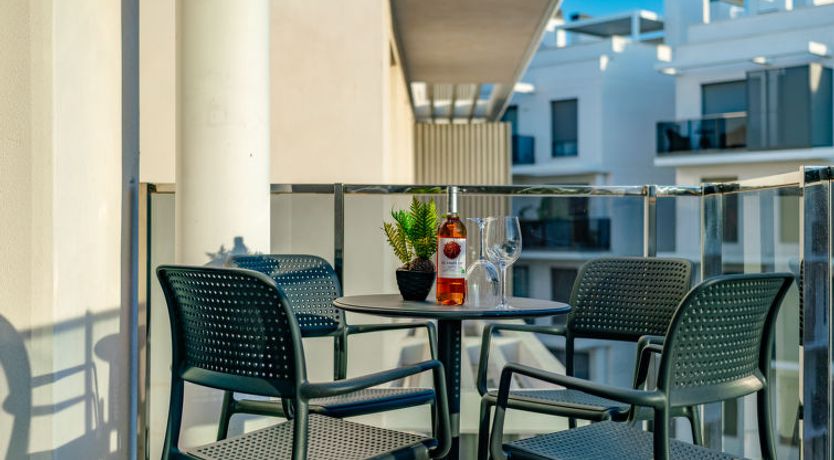 Photo of Marina Real III Apartment 5