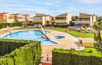 Los Almendros Holiday Home