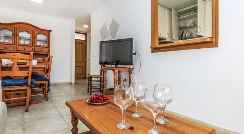 Photo of Los Almendros