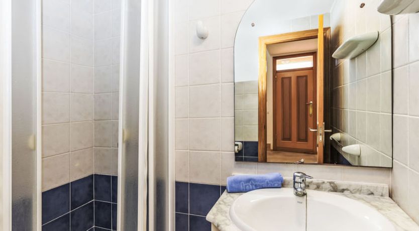 Photo of Los Almendros