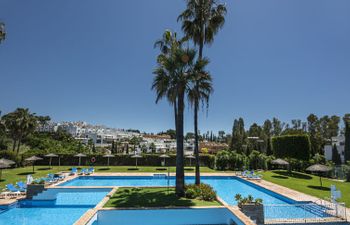 Las Ranas Holiday Home