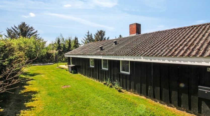 Photo of "Weland" - 800m from the sea