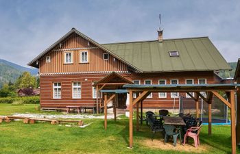 Švýcarský dvůr Lodge Holiday Home