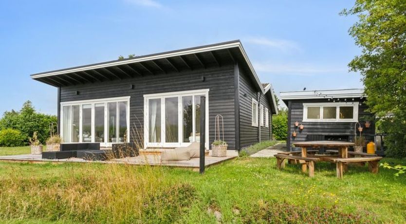 Photo of "Eero" - 175m to the fjord