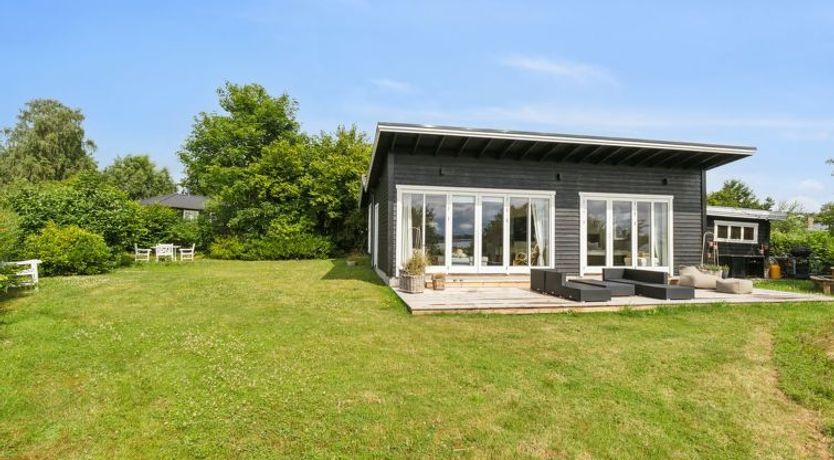 Photo of "Eero" - 175m to the fjord