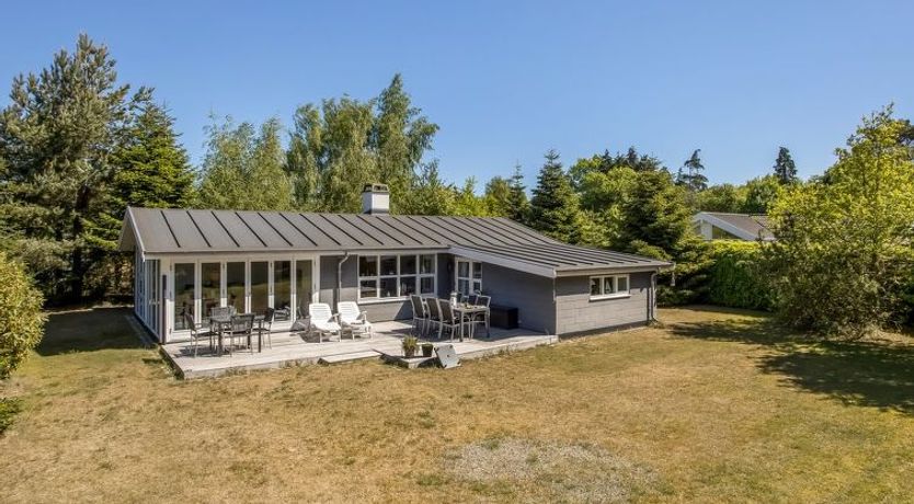 Photo of "Oddi" - 500m from the sea