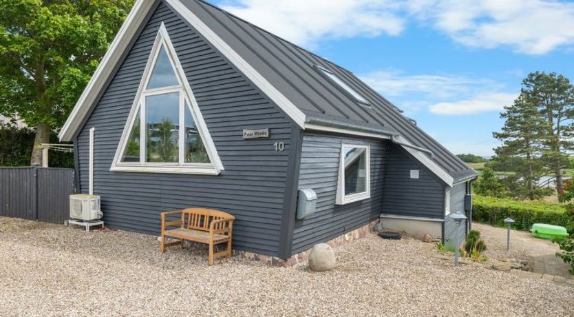 Photo of "Chayton" - 450m from the sea