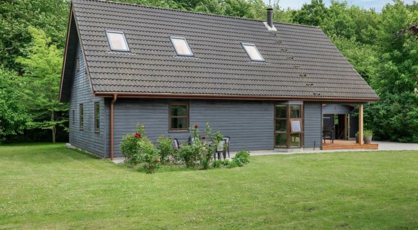 Photo of "Jorith" - 550m from the sea