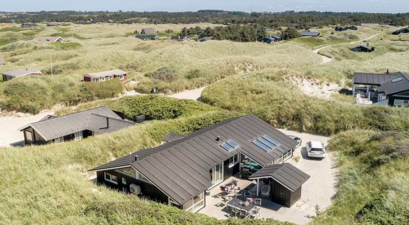 Photo of "Erma" - 125m from the sea