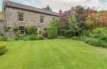 Hilltop House Holiday Home