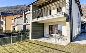 Photo of Guarnelle House 2 Holiday Home 2