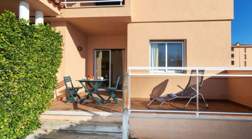 Photo of Port Pals F Apartment 9