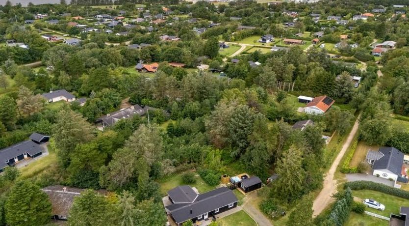 Photo of "Tiina" - 500m to the fjord