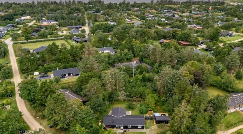 Photo of "Tiina" - 500m to the fjord