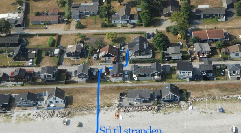 Photo of "Berner" - 40m from the sea