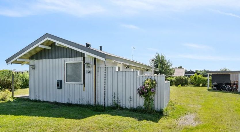 Photo of "Janick" - 150m from the sea