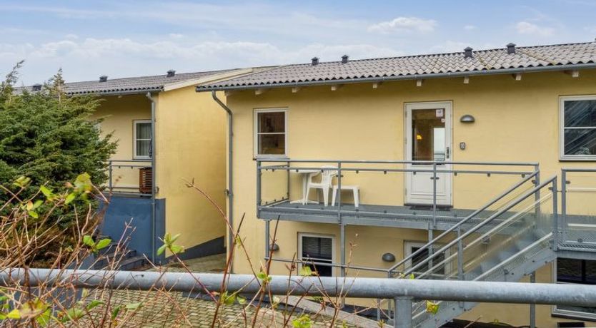 Photo of "Henna" - 50m from the sea