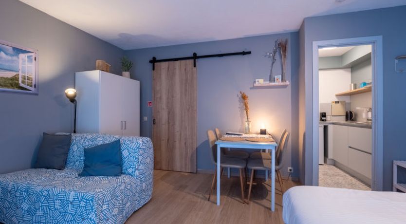 Photo of Blue Sand I with lateral sea view