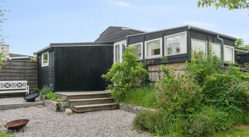 Photo of "Holmfridur" - 2km from the sea