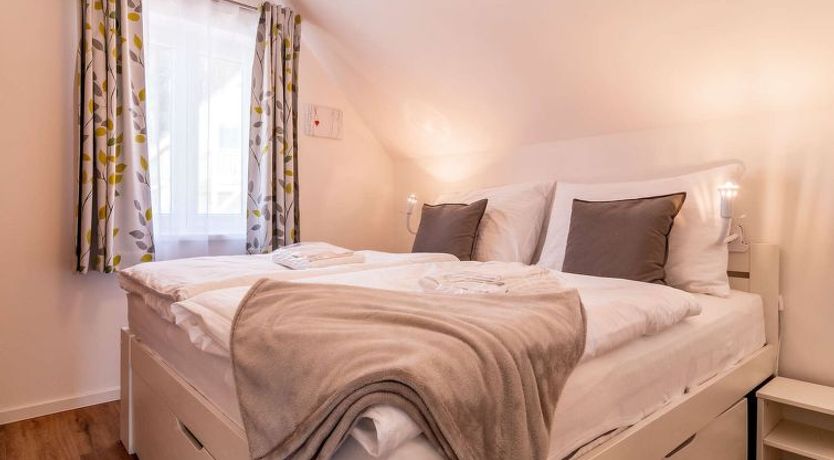 Photo of Lakeside Village 35