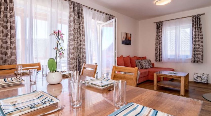 Photo of Lakeside Village 35