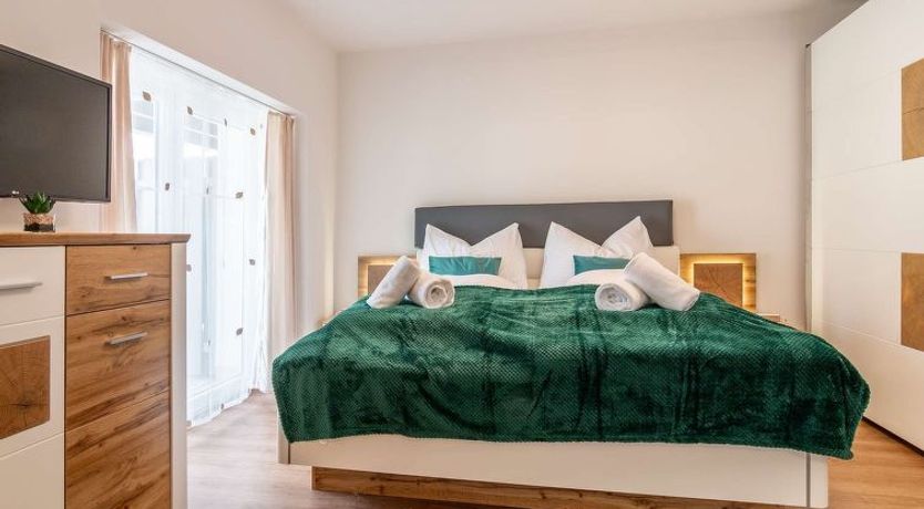 Photo of Lakeside Village 22 Apartment 10