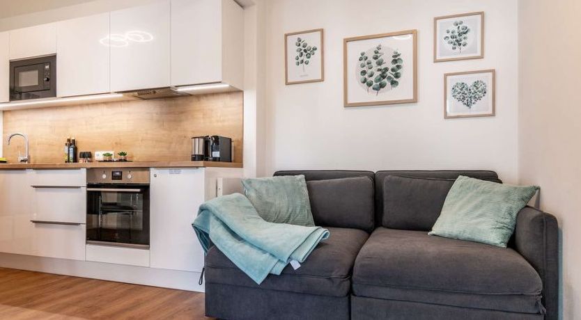 Photo of Lakeside Village 22 Apartment 10