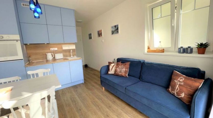 Photo of Lakeside Village 12 Apartment 2