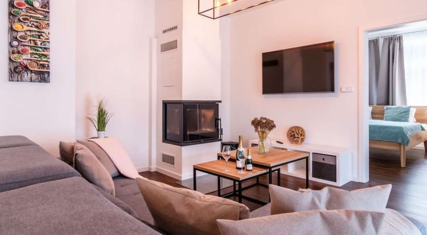 Photo of Lakeside Village 21 Apartment 9