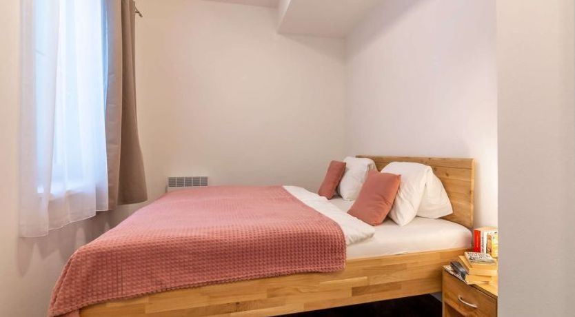 Photo of Lakeside Village 21 Apartment 9