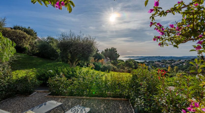 Photo of Les Coteaux de la Nartelle Apartment 32