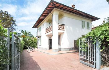 Villa Torri Holiday Home