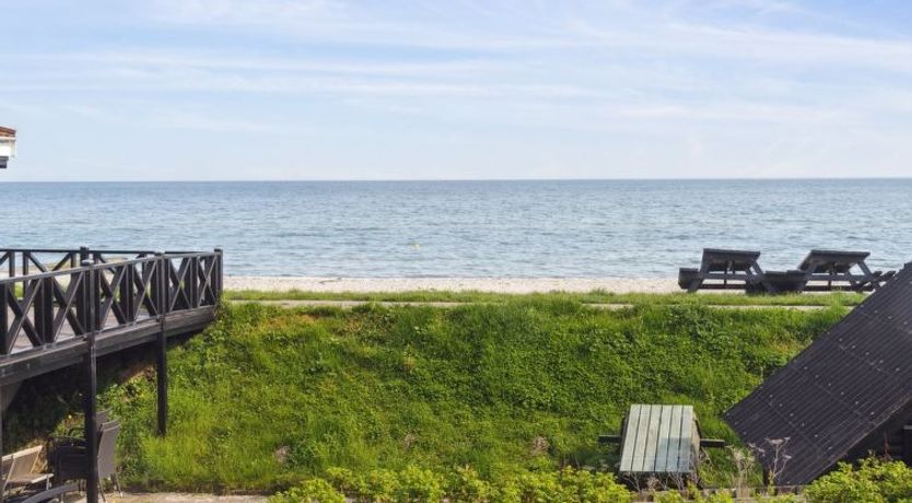 Photo of "Asgerd" - 20m from the sea