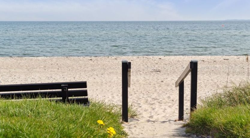 Photo of "Asgerd" - 20m from the sea