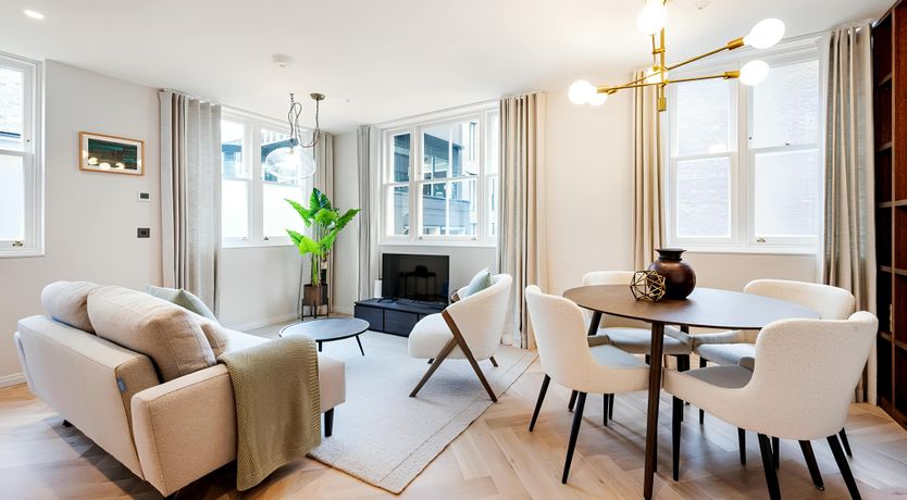 Photo of London Serenade