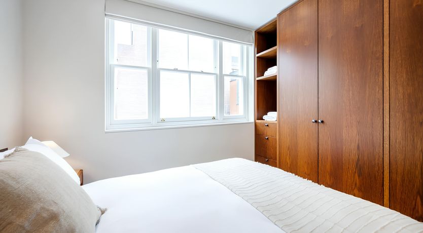 Photo of London Serenade