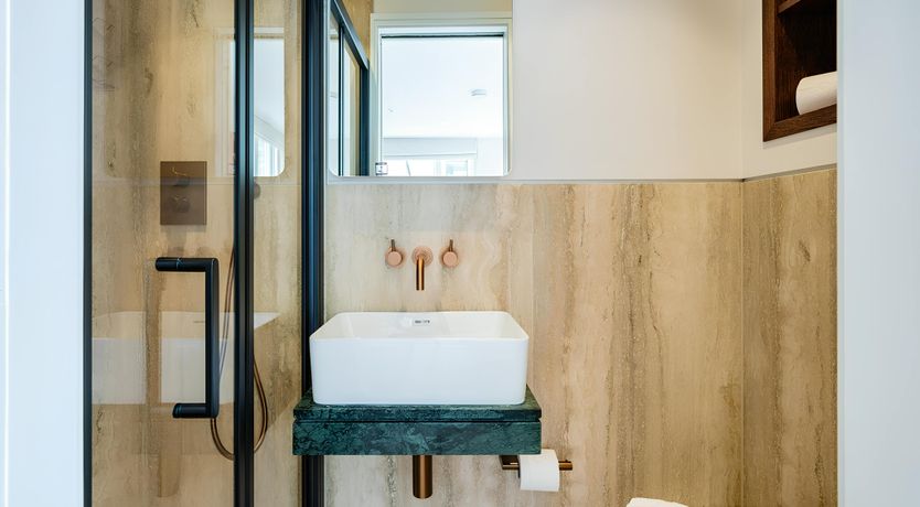 Photo of London Serenade