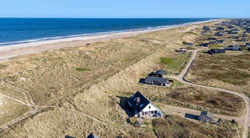 Photo of "Kurt" - 75m from the sea