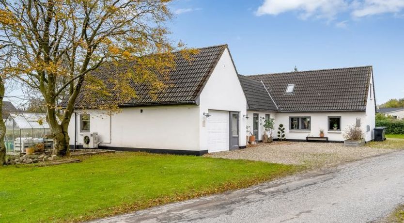 Photo of "Cillvur" - 8km from the sea