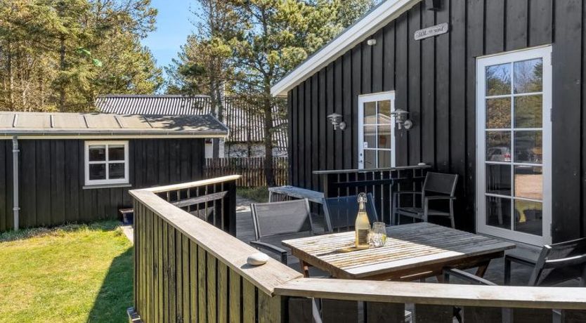 Photo of "Hellena" - 700m from the sea